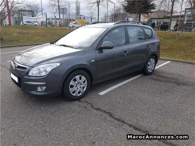 Hyundai i30 cw 1.6 crdi 90cv - بن سليمان