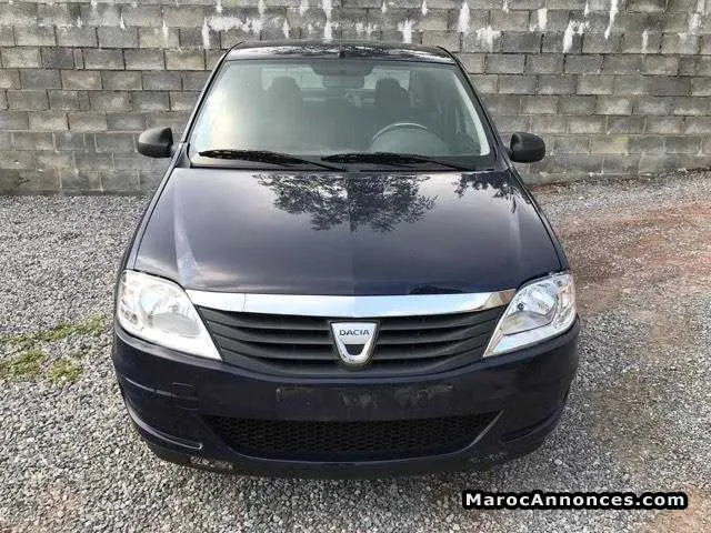 Dacia logan 1.2i  2010 - الدار البيضاء (3)