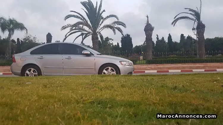 Volvo s40 - أكادير (2)