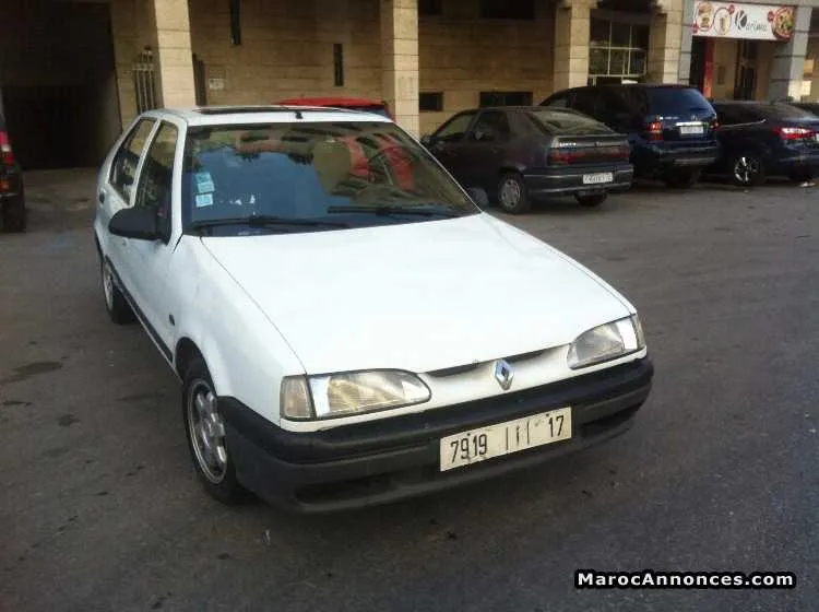 Renault r19 - الدار البيضاء (2)