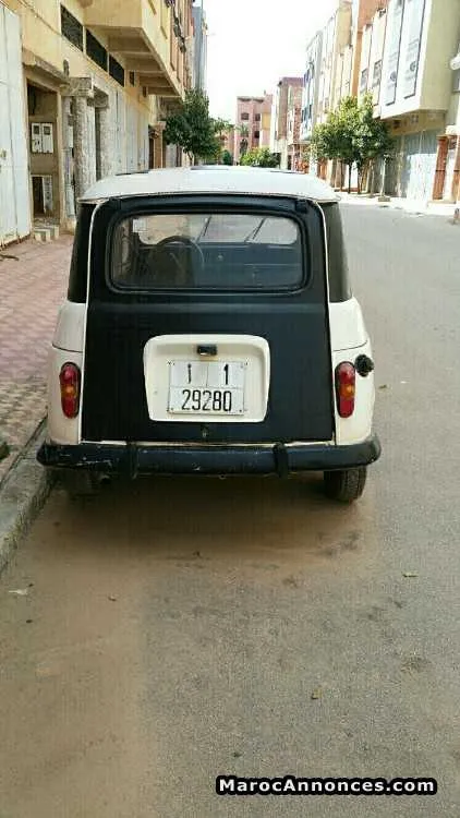 Renault 4cv - الخميسات
