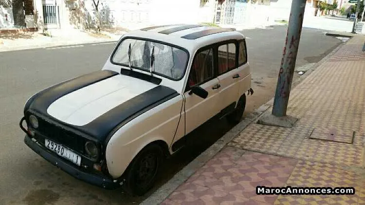 Renault 4cv - الخميسات (3)