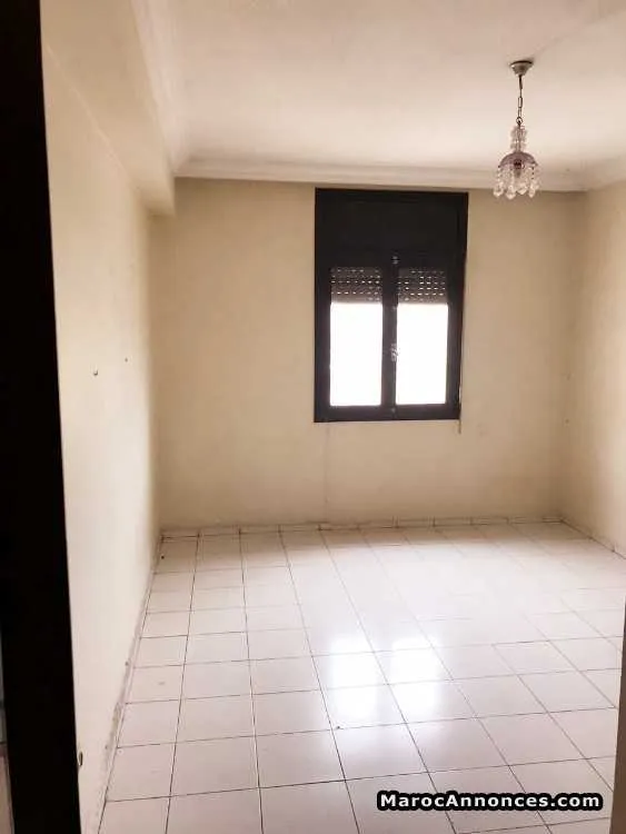 Appartement  vide comporte 2 chambres - الدار البيضاء (2)