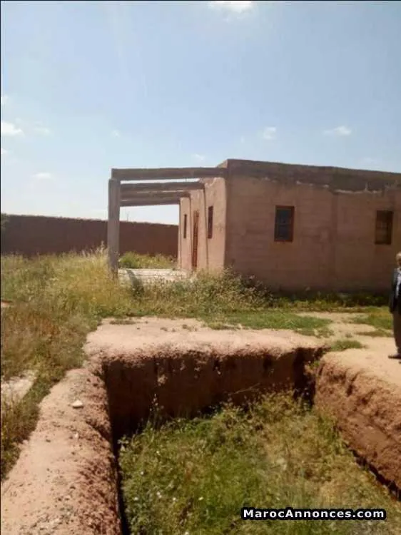 Maison semi fini 1466 m2 a route de fes - مراكش (3)
