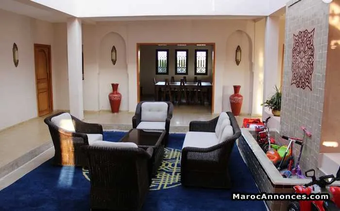 Villa  de 550m² sur route de tamsloht - مراكش (3)