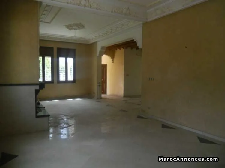 Villa en location à ain diab - الدار البيضاء