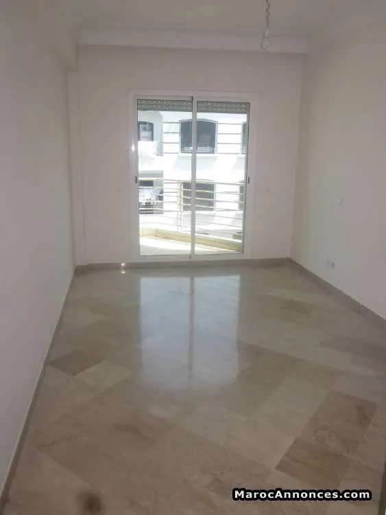 Appart vide luxe 87m2 à bd anfa enface lyautée - الدار البيضاء (3)