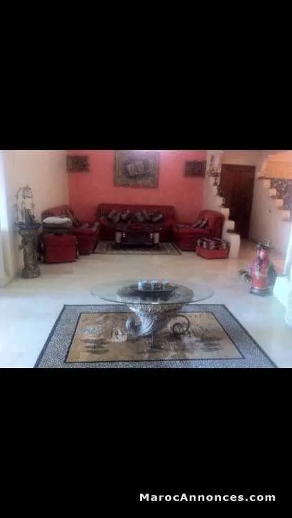 Appartement a louer vide meuble a 2 mars - الدار البيضاء
