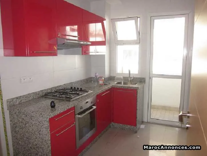 Appartement vide luxe à bourgone -quartier badr - الدار البيضاء