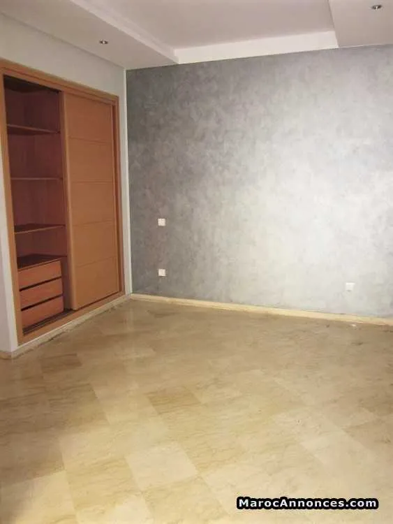 Appartement vide luxe à bourgone -quartier badr - الدار البيضاء (3)