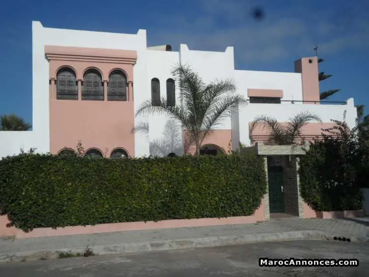 Location villas vides ou meublées - الجديدة