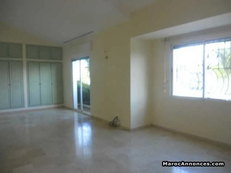 Villa en location à ain diab ii - الدار البيضاء (2)