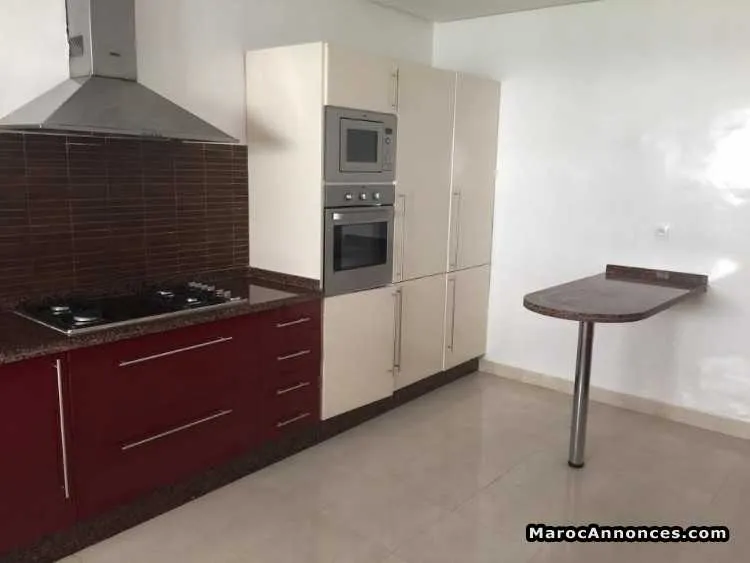 Villa de 657 m² à sidi maarouf - الدار البيضاء (3)