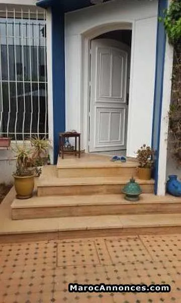 Villa en location non meublé au quartier ain diab - الدار البيضاء