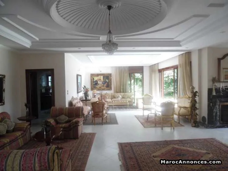 Villa en location à souissi - الرباط (3)