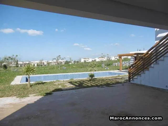 Villa à louer de 1300 m² bouskoura - الدار البيضاء (2)