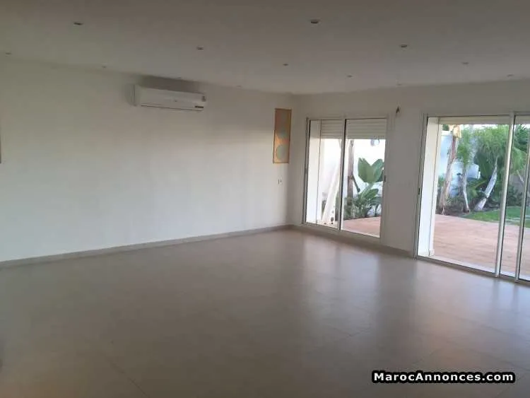 Villa avec jardin vue mer à mohammedia 600m - الدار البيضاء (3)