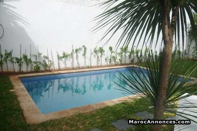 Villa de 500 m² à ain diab - الدار البيضاء