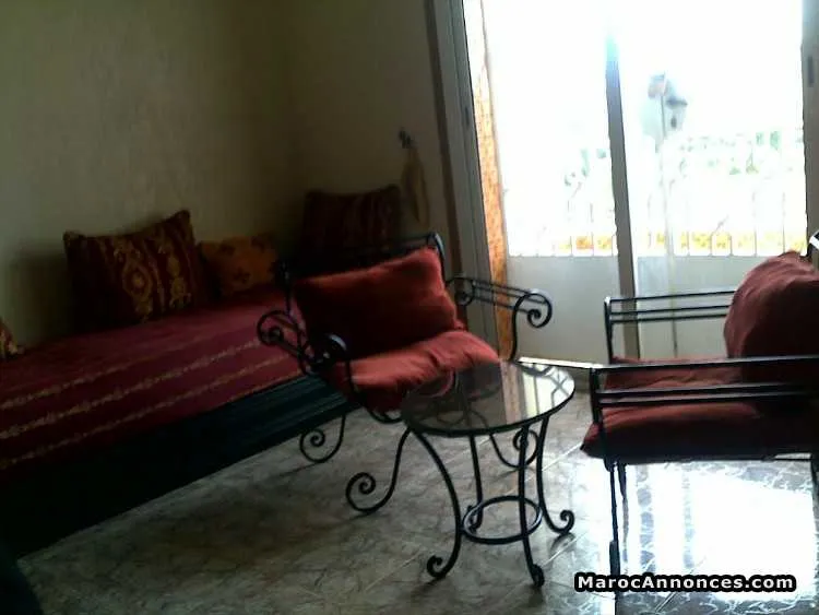 Villa de 358m² a louer à hay riad - الرباط (2)