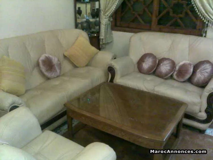 Villa de 358m² a louer à hay riad - الرباط (3)