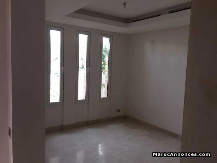 Villa de 672 m² à bouskoura - الدار البيضاء