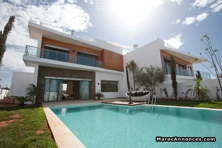 Villa de haut standing à ain diab - الدار البيضاء