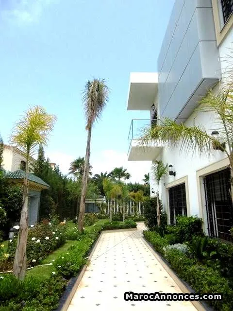 Belle villa 1500 m² à louer, anfa supérieur, casa - الدار البيضاء (3)