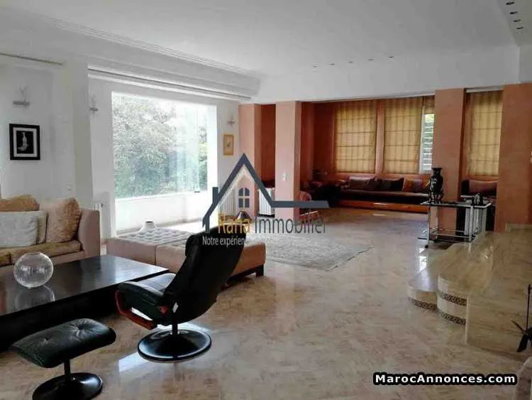 Villa de rËves magnifique meublée a louer souissi - الرباط (3)