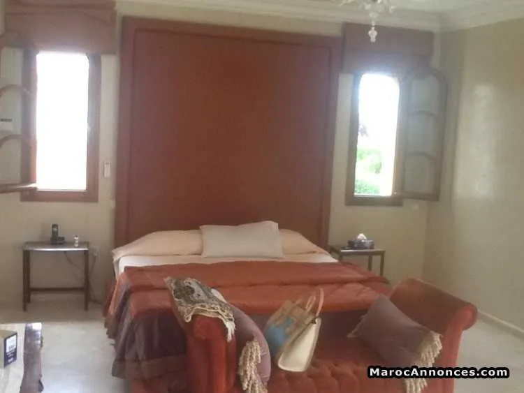 villa de 500 m² à tamaris - الدار البيضاء (2)