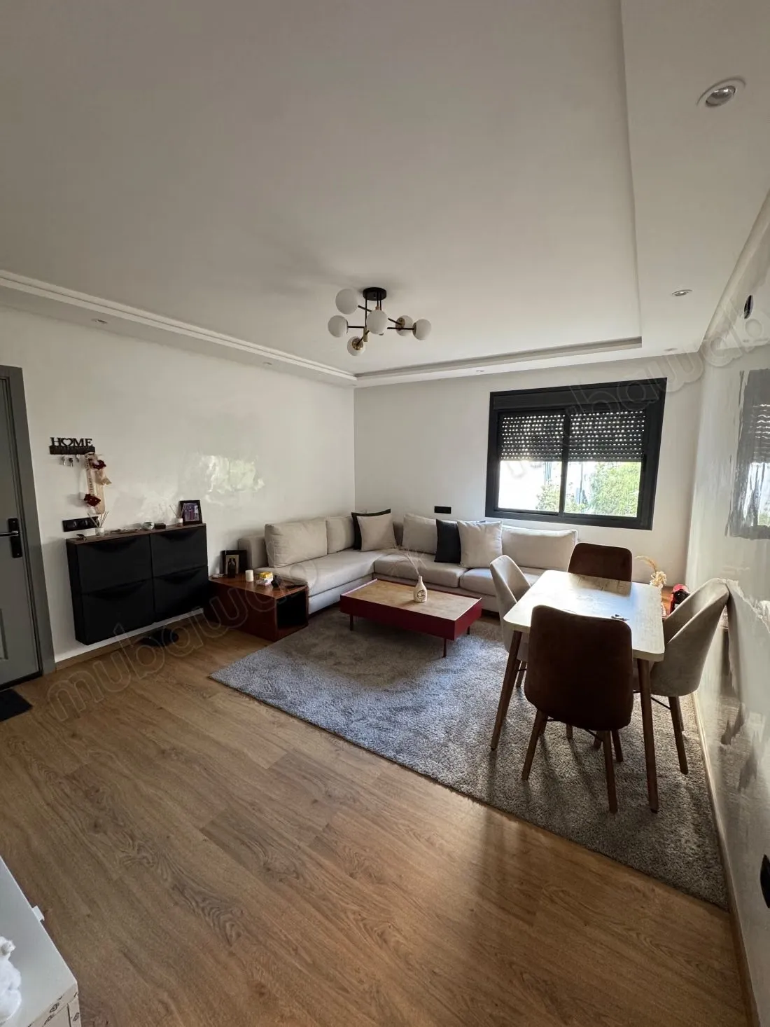 Appartement à l'achat à Dar Bouazza.
Surface totale 55 m².
B... - دار بوعزة