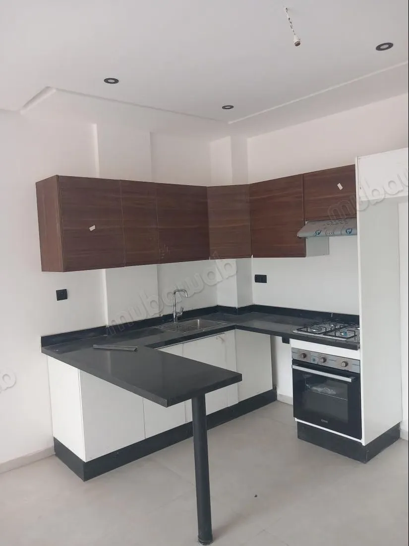 Vend appartement à Camp Al Ghoul 
gueliz. 1 belle chambre. A... - مراكش