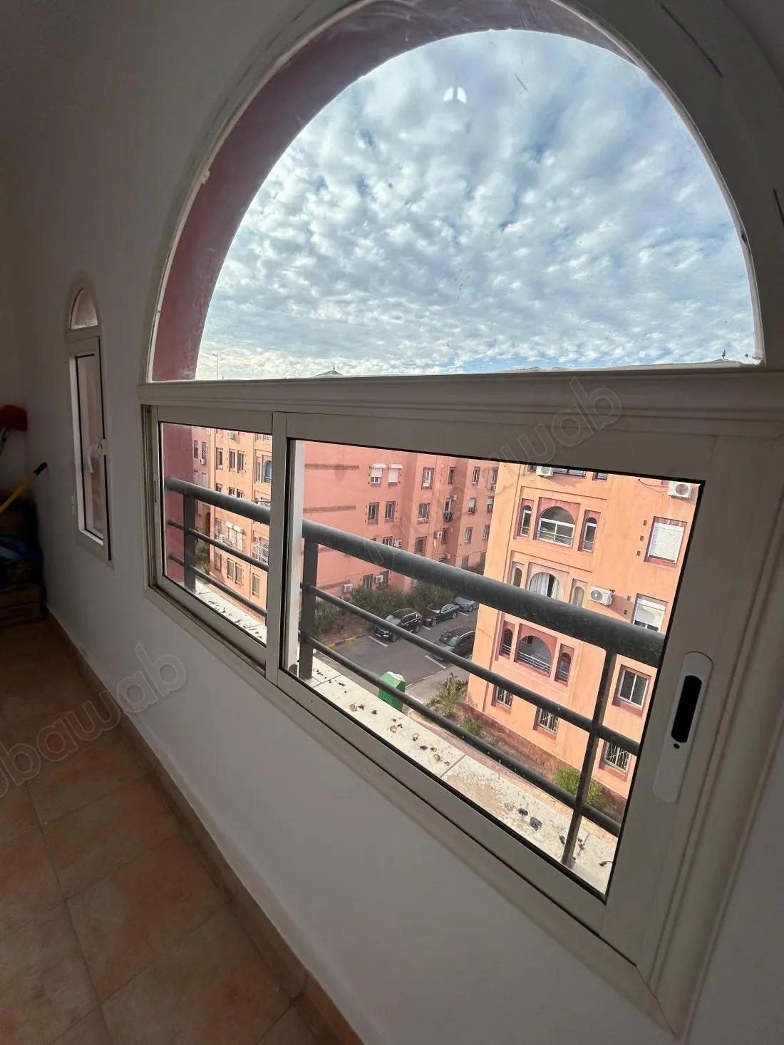 Vente d'un bel appartement à 10 mn de Guéliz. 
3 pièces conf... - مراكش (2)