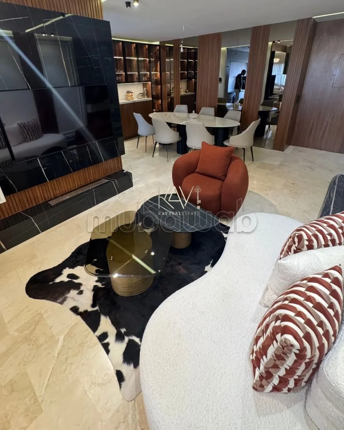 Appartement meublé à vendre – Place Mozart - طنجة