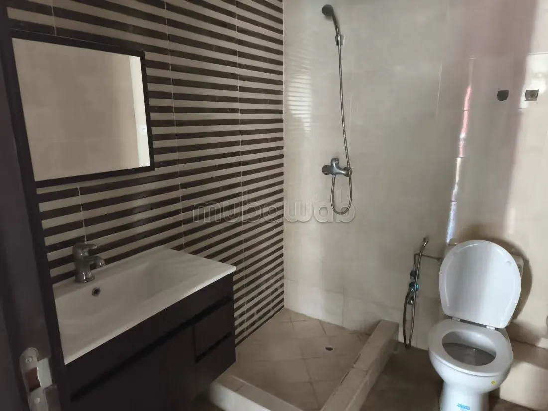 Appartement avec terrasse près d bd abdelmoumen Anwal - الدار البيضاء (2)