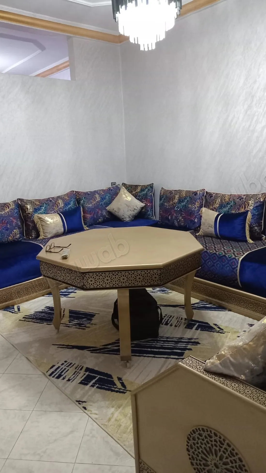 Vend appartement à Ancienne medina.
Superficie 50 m².
Meublé - مكناس