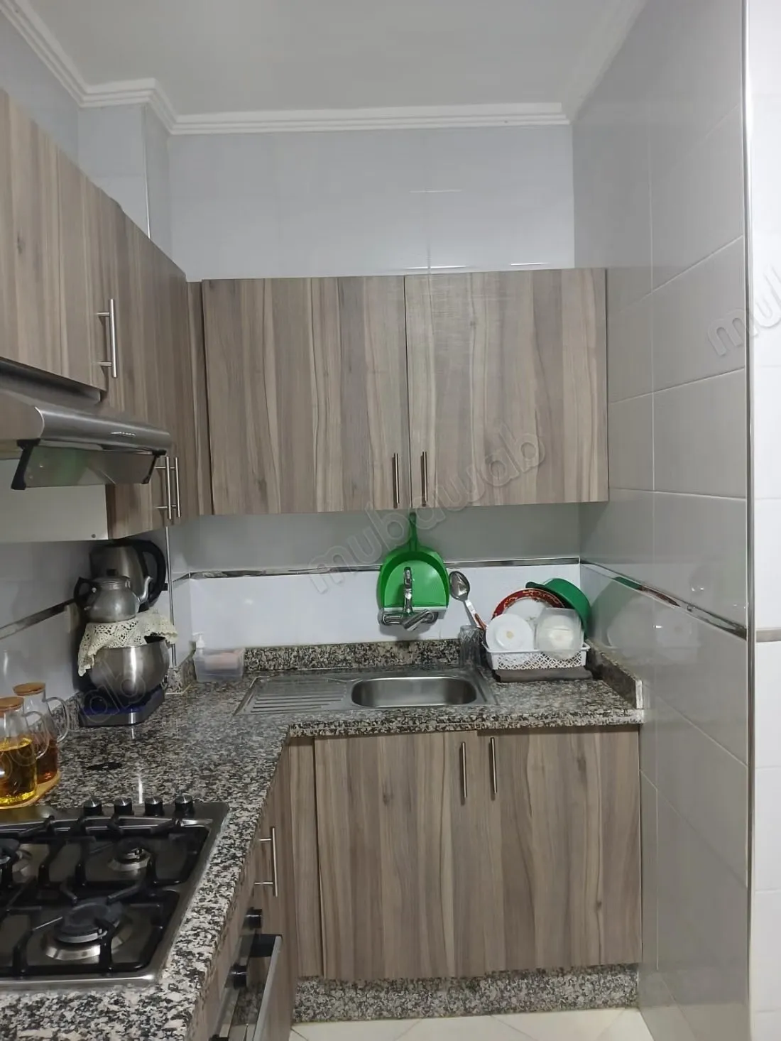 Appartement moderne à vendre au deuxième étage à Al-Awama - طنجة (2)