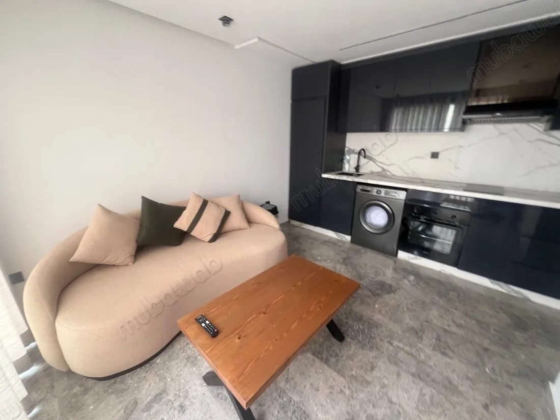 Studio à louer pres du Bd Abdelmoumen Tantonville avec une b... - الدار البيضاء (2)