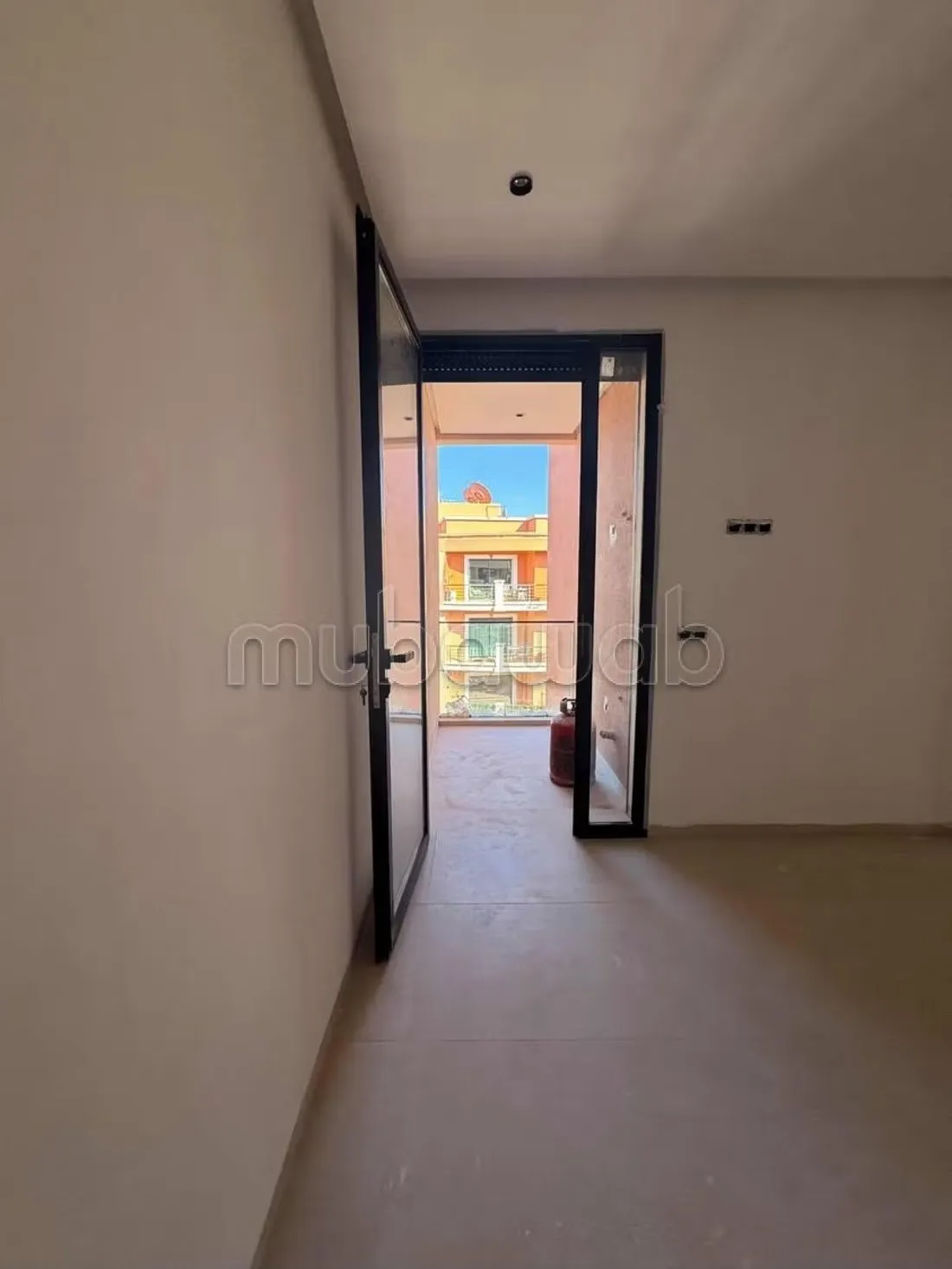 Superbe appartement au 5eme étage avec terasse - مراكش (3)
