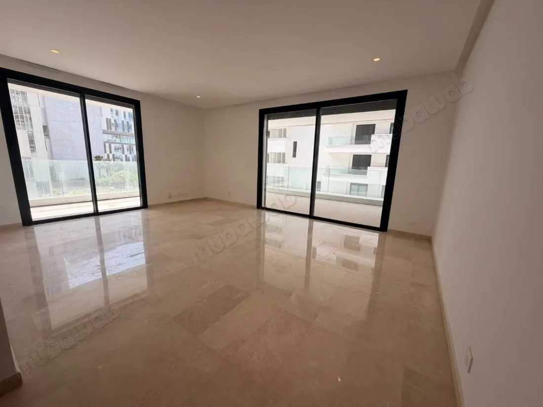 Appartement vide 2 chambres CFC - الدار البيضاء (2)