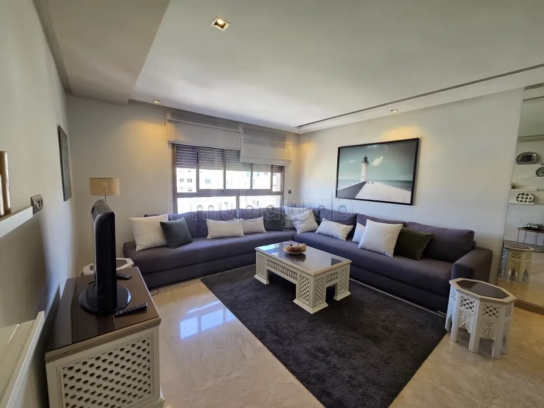 Studio à louer à Bourgonne - الدار البيضاء (2)