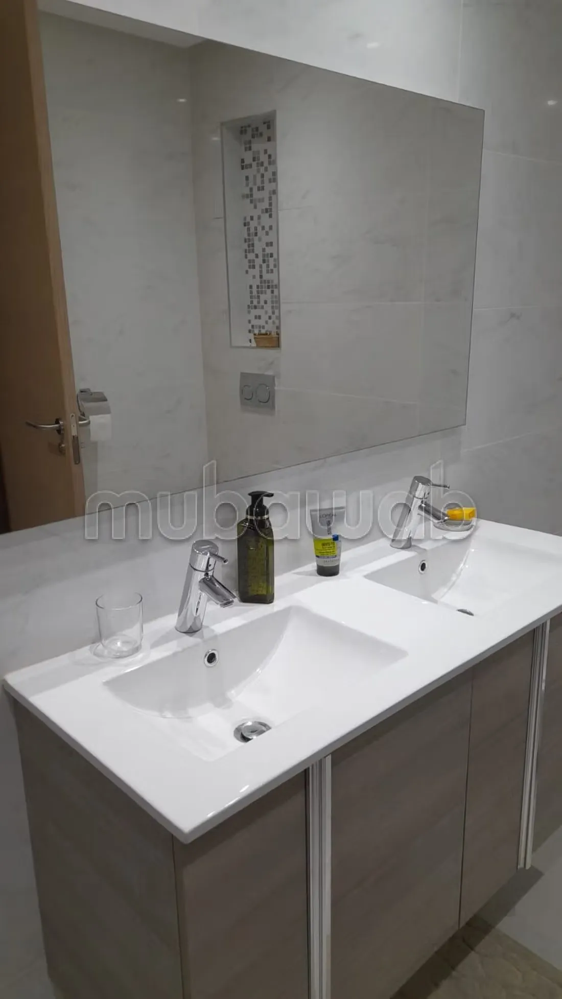 Louez cet appartement à Riyad. 3 grandes pièces. Meublé - الرباط