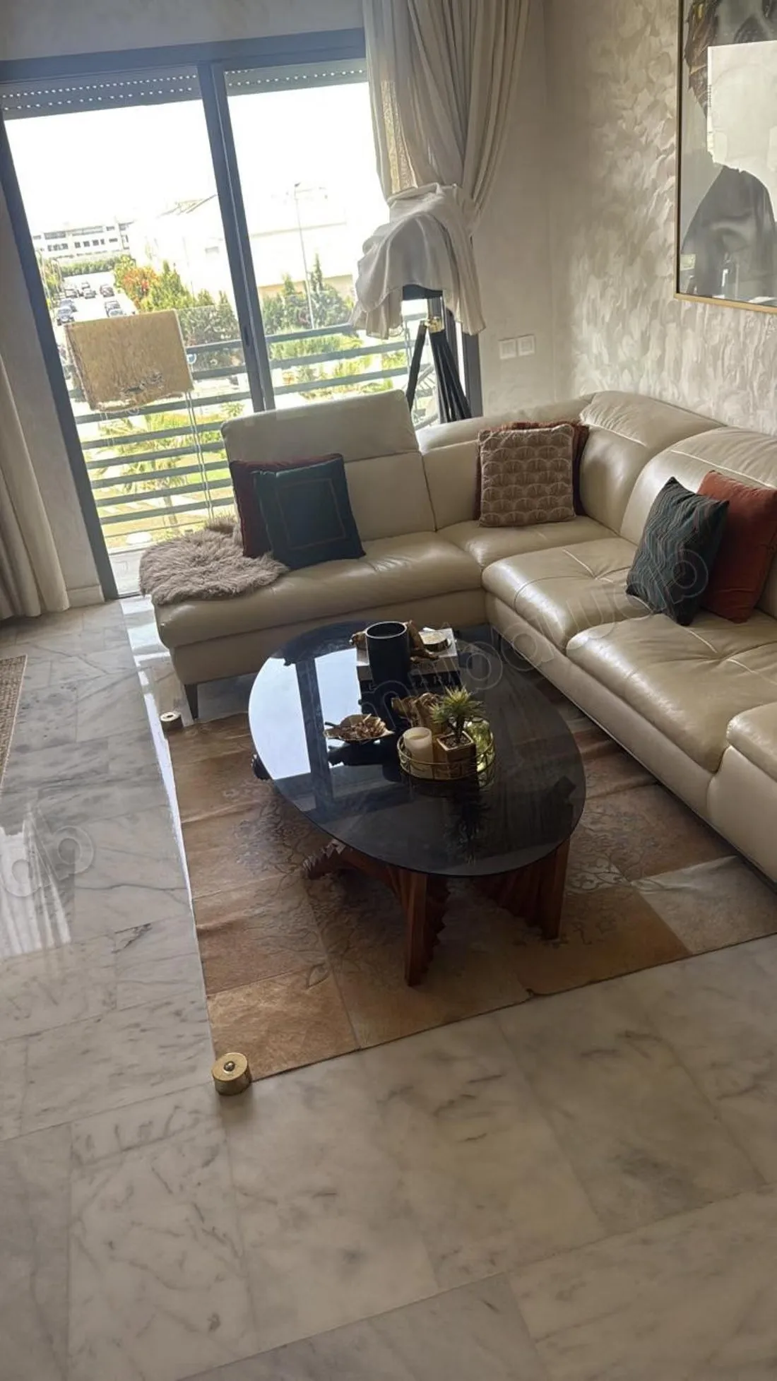 Très bel appartement en location à Dar Bouazza.
Surface de 1... - دار بوعزة