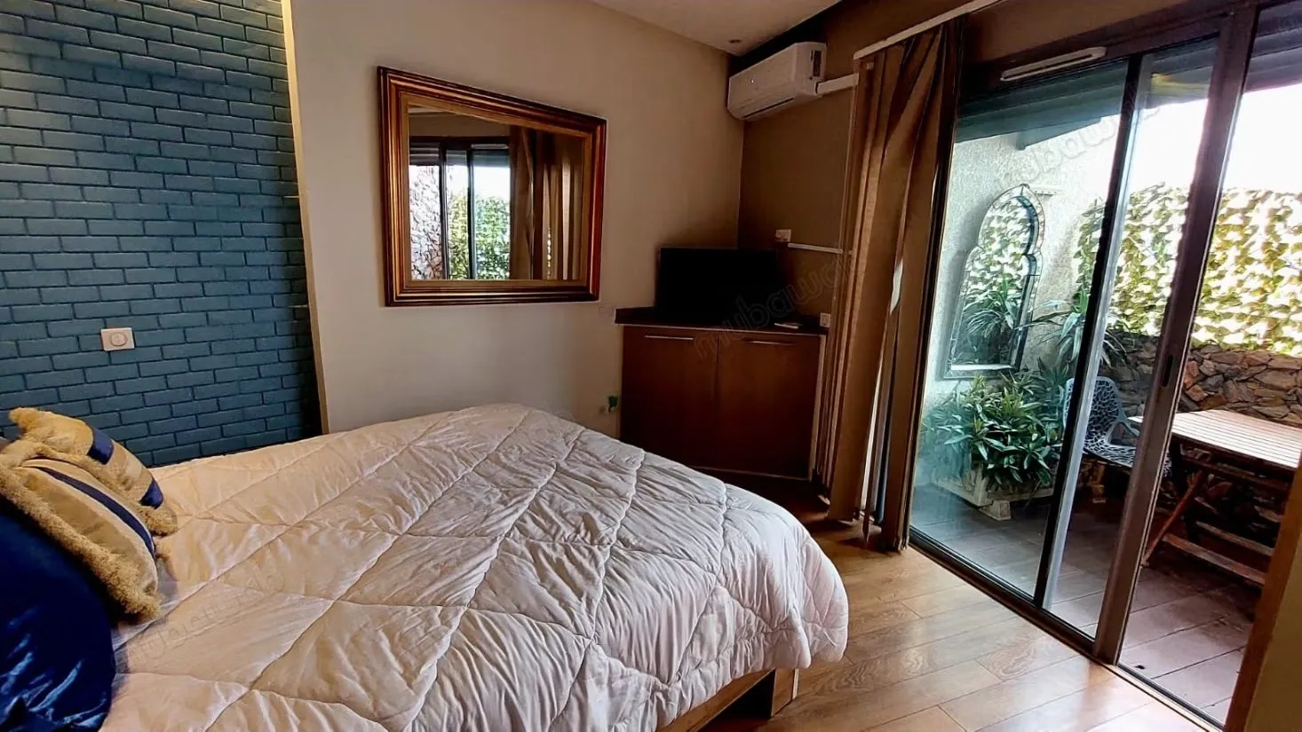Bel appartement en location à Racine. 2 pièces. Bien meublé - الدار البيضاء (2)