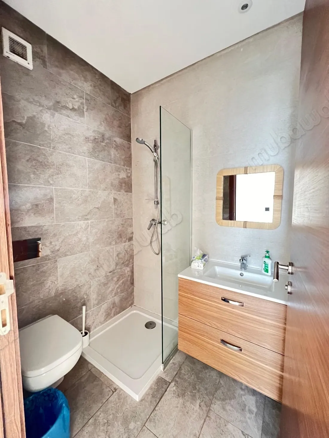 Location d'un appartement à Casablanca Finance City. 3 pièce... - الدار البيضاء (3)