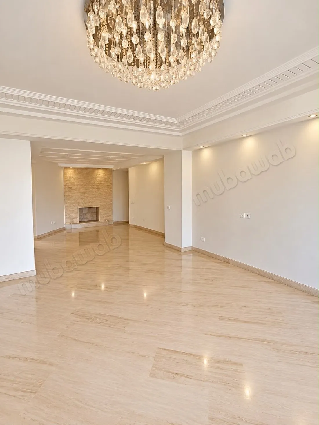 À Palmier. Surface de 155 m². Vide - الدار البيضاء (3)