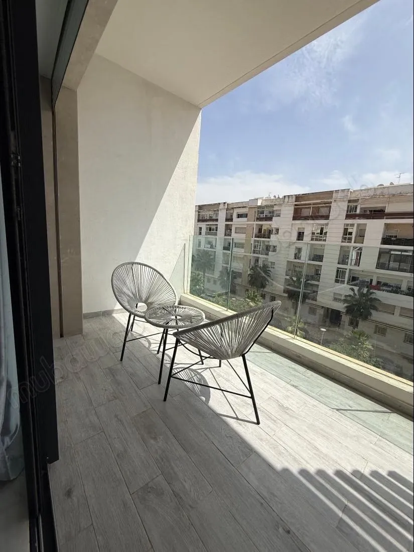 Location d'un appartement à Riyad. 3 pièces. Garage et terra... - الرباط (2)