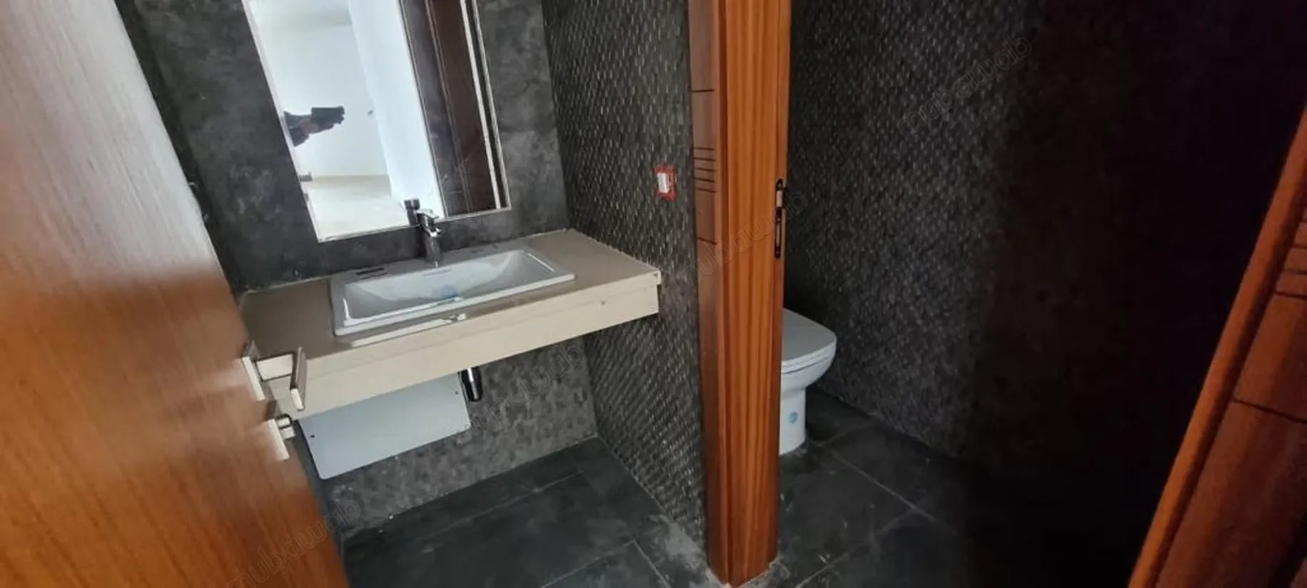 Très bel appartement en rez de jardin à louer - الرباط (2)