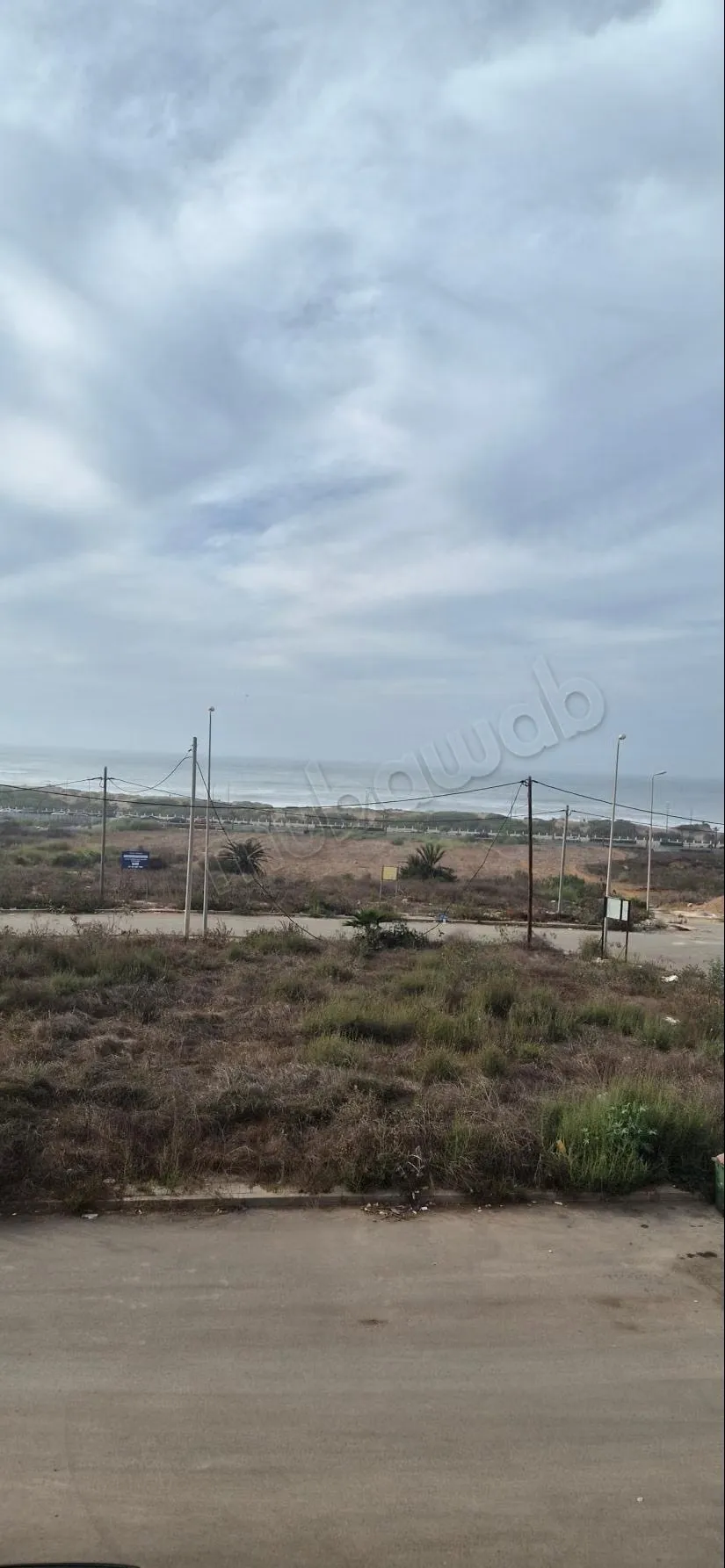 Bel appartement vide en location à Le Domaine D'Anfa.
Vu sur... - الدار البيضاء (2)