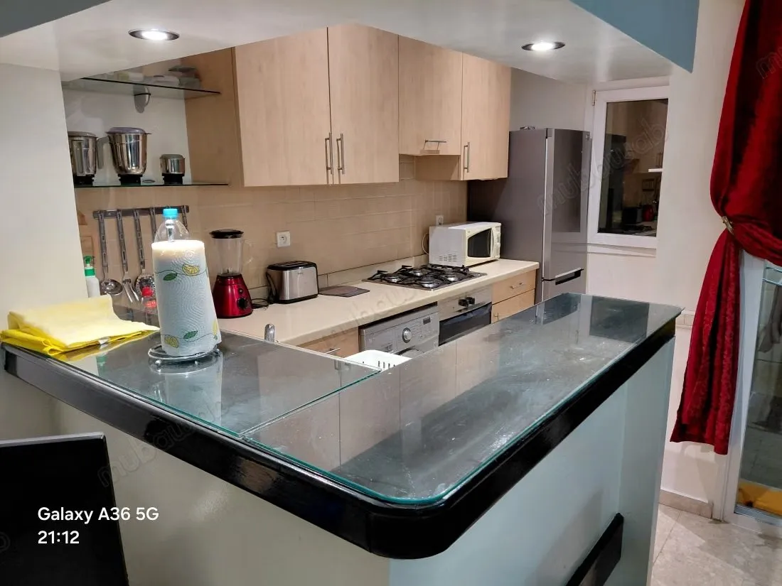 Louez cet appartement à Gauthier. 
1 belle chambre. 
Meublé - الدار البيضاء (2)