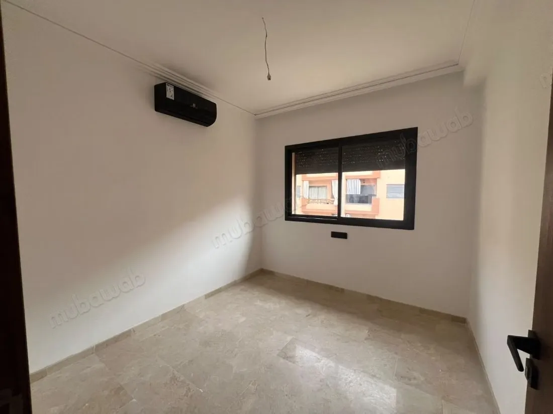 Louez cet appartement à Samlalia. 
Surface totale 75 m². 
Co... - مراكش (3)